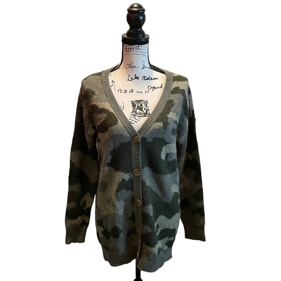 Lucky Brand CAMO Cardigan Tunic Sweater Green Gray Medium Wool blend NWOT - Picture 1 of 9